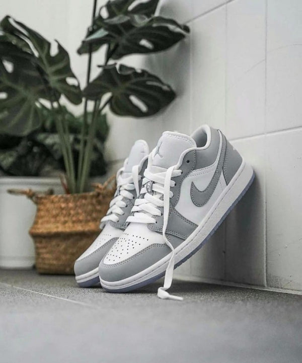 Nikee Air Jordan Retro 1 Low Wolf G