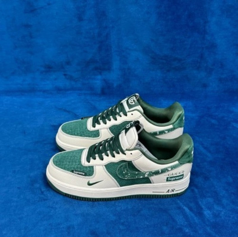 NIKEE AIRFORCE 1 X GUCCii x SUPREME