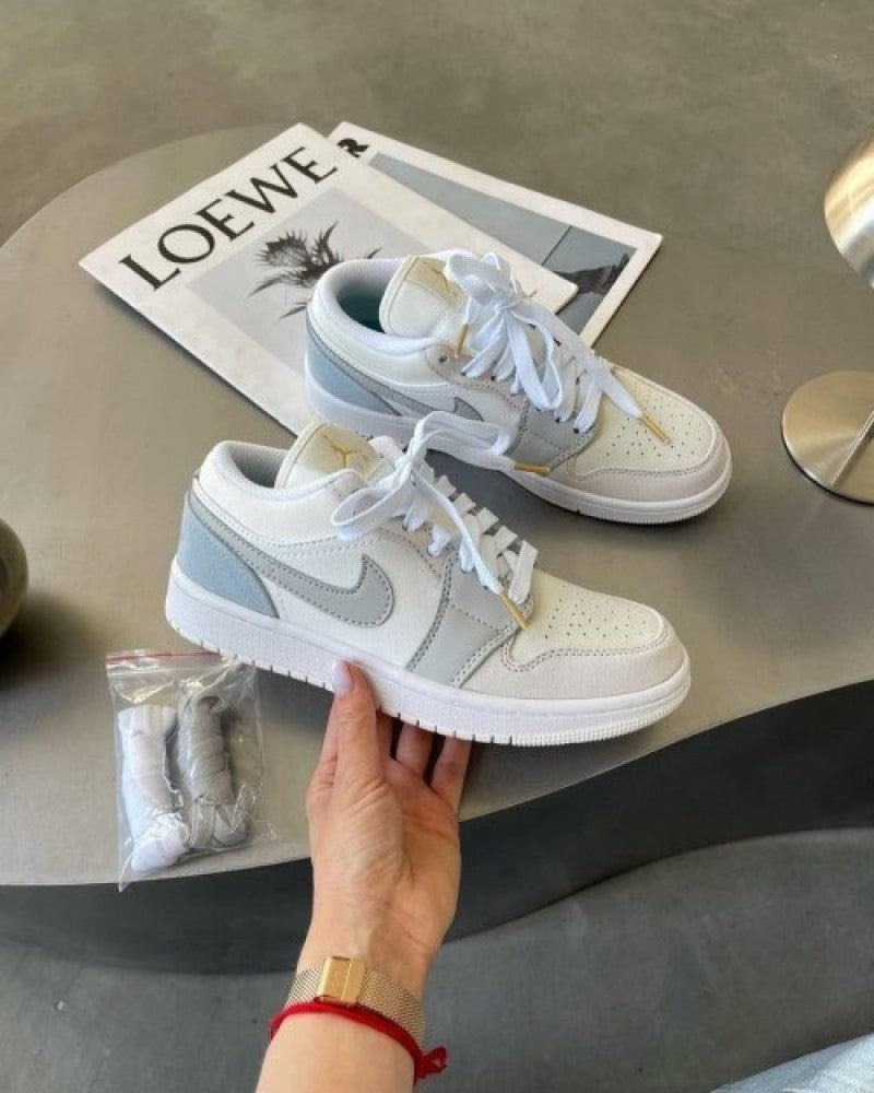 NIKEE AIR JORDAN 1 LOW PARIS