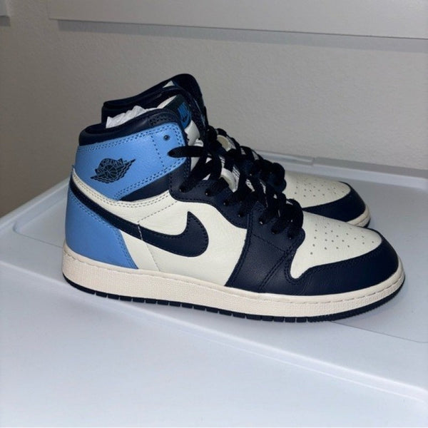 Nikee Air Jordan 1 High Obsidian Bl