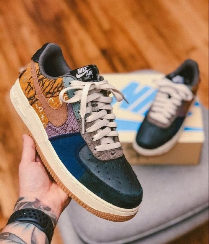 NIKEE AIRFORCE 1 X TRAVIS SCOTT CAC