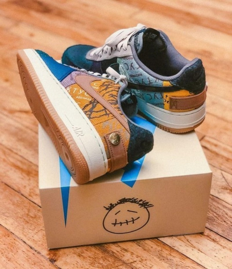 NIKEE AIRFORCE 1 X TRAVIS SCOTT CAC