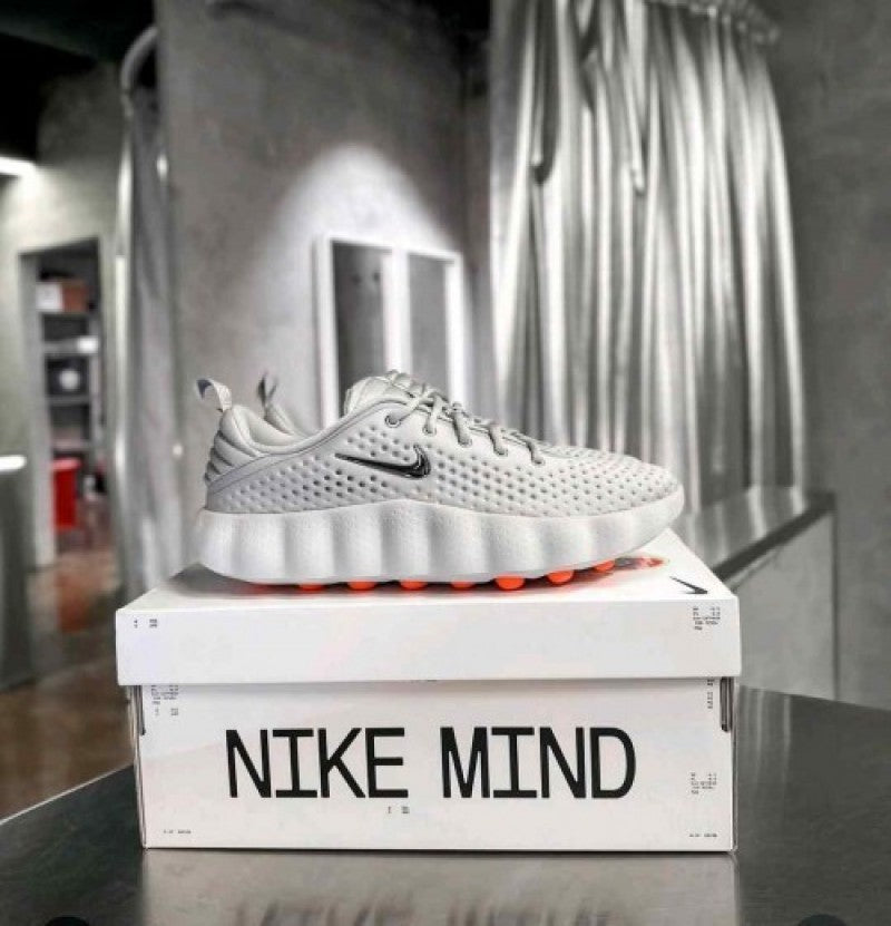 Nikee Mind 002 Light Smoke Grey