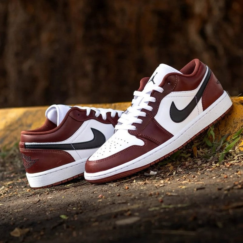 Nikee Air Jordan 1 Low Dark Pony