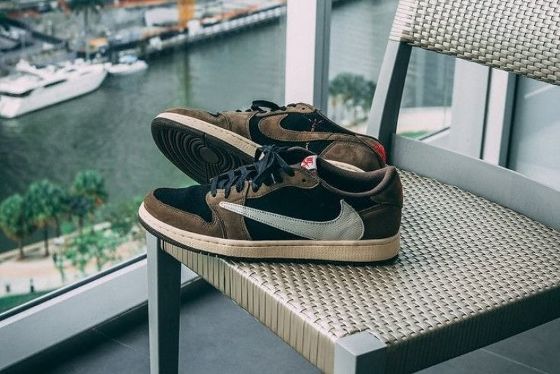 Nikee Air Jordan 1 Low OG Travis Sc