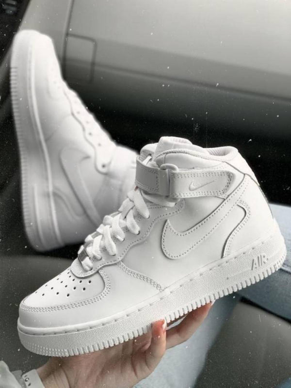 Nikke AirForce 1 Mid Leather White