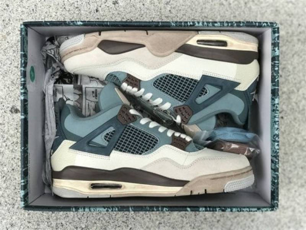 Jordan Retro 4 Snorlax Custom Surp
