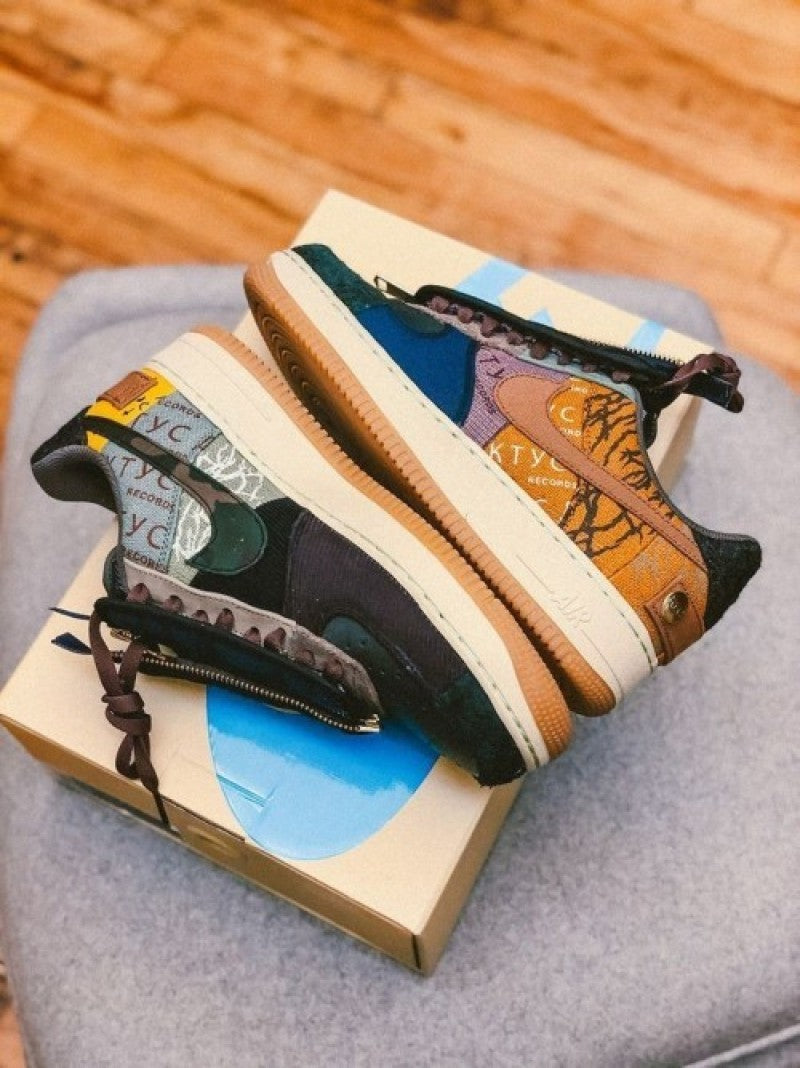 Nikke Air Force 1 Low Travis Scott