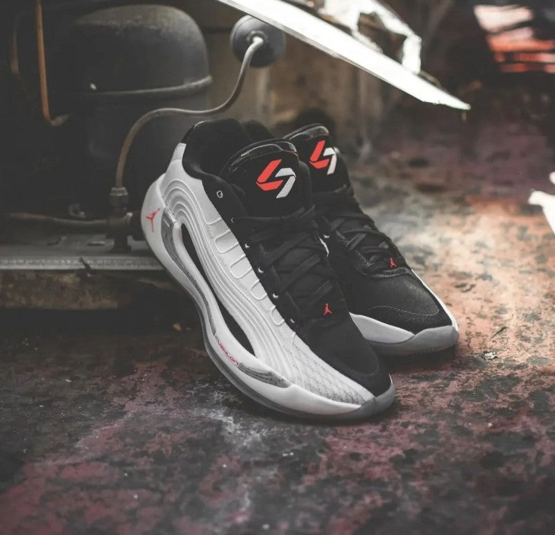 Nikee Air Jordan Luka 4 White Cemen