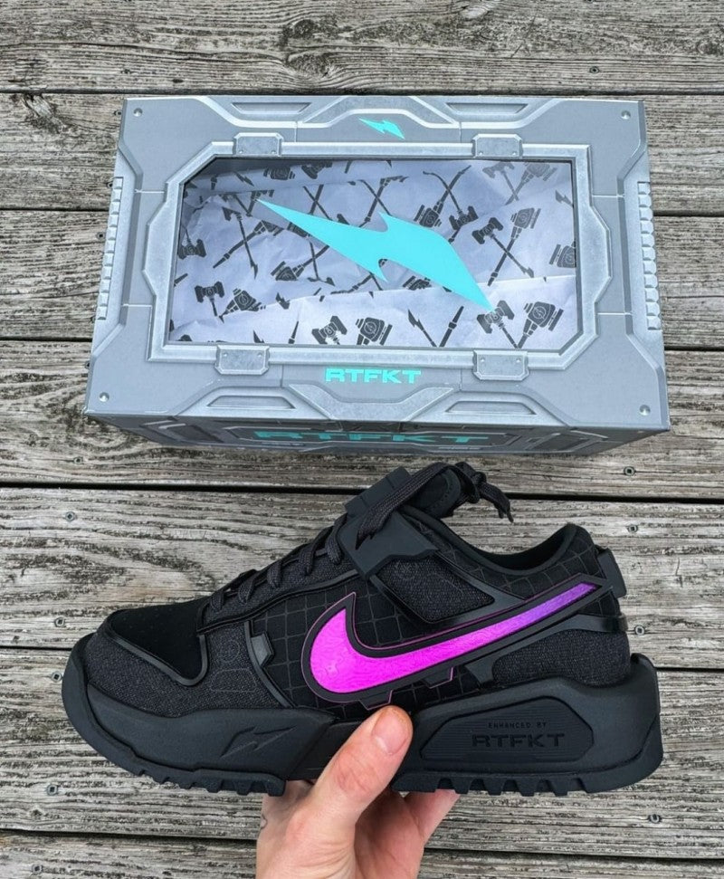Nikee RTFKT X DUNK GENESIS VOID