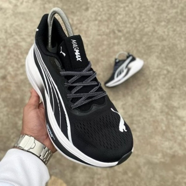 Pumaa magmax nitro black white