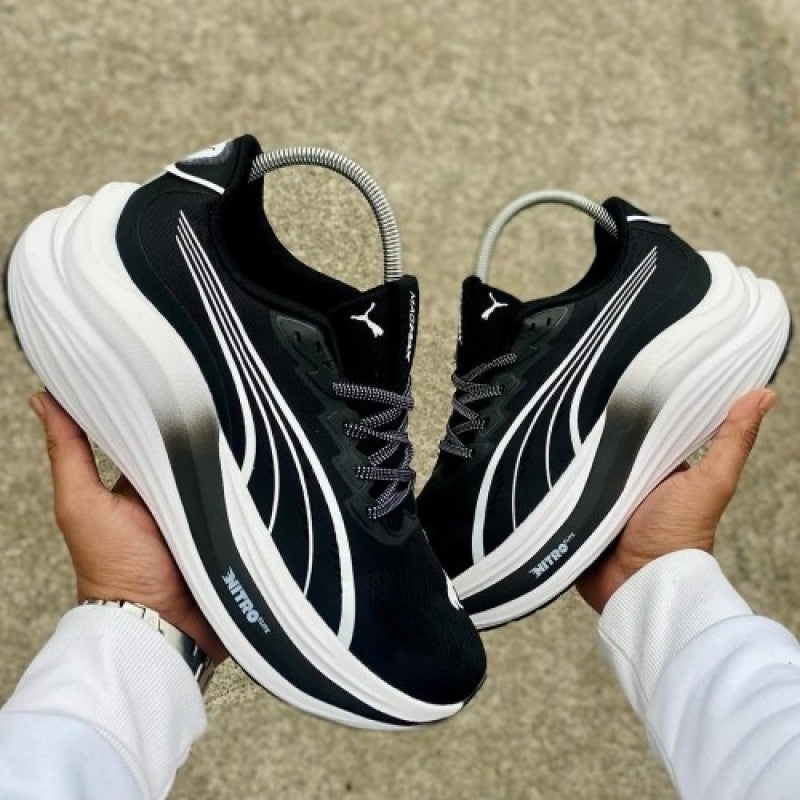 Pumaa magmax nitro black white