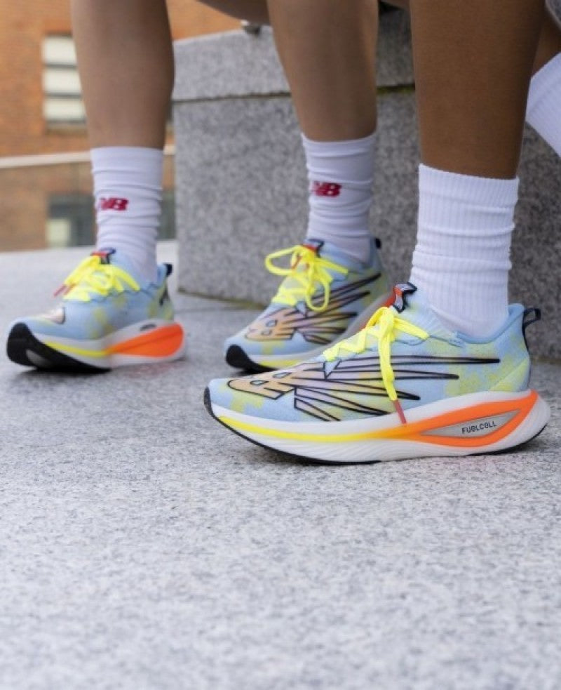 New Balance FUEL CELL V3 LIGHT BLUE