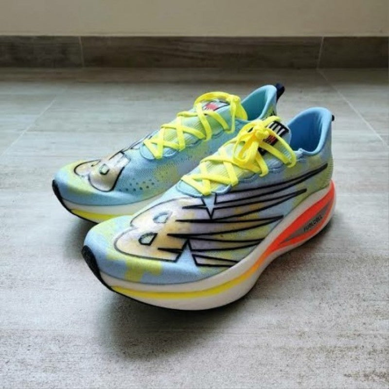 New Balance FUEL CELL V3 LIGHT BLUE