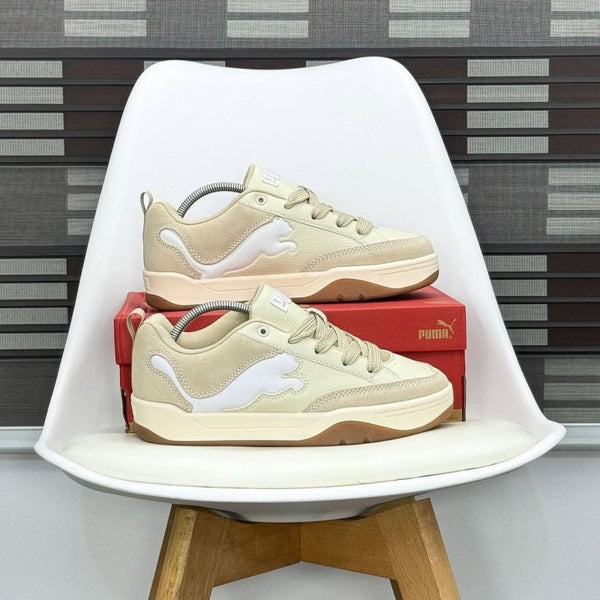 PUMAA PARK BEIGE SNEAKERS
