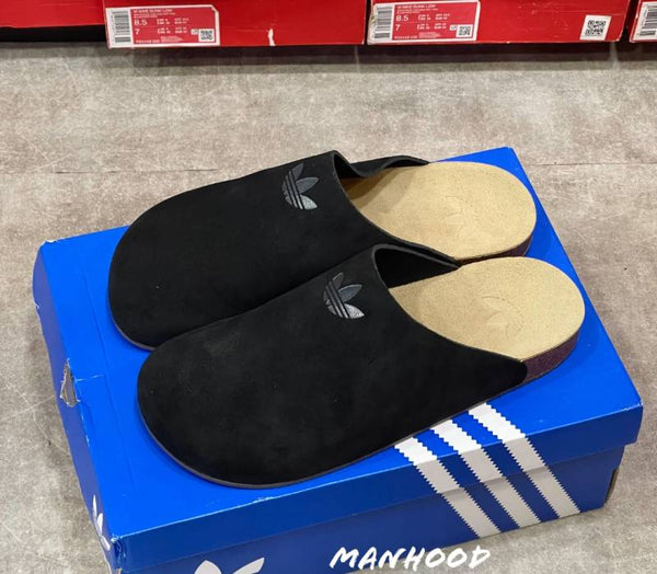 Adid dass ADIMULE CORE BLACK ( UA QUALITY)