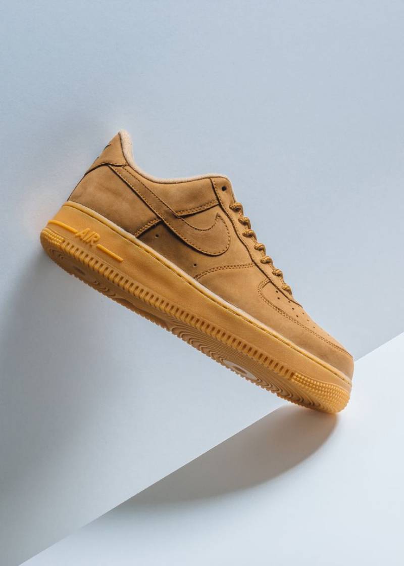 AIRFORCE 1 0.7 LOW FLEX BROWN SEMI UA