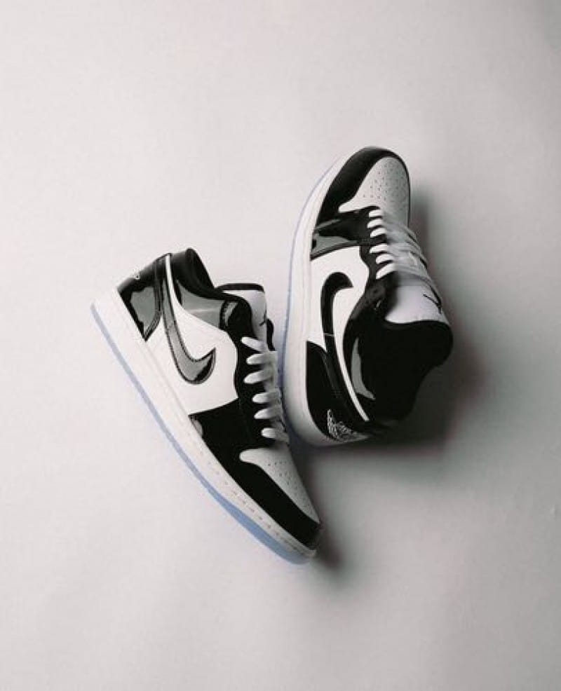 Air Jordan 1 Low SE Concord Black