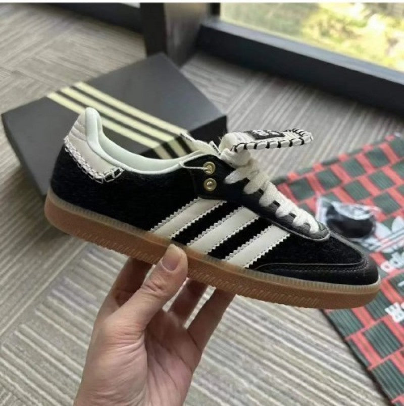 Wales Bonner X Adidass Samba Pony B Secondary image