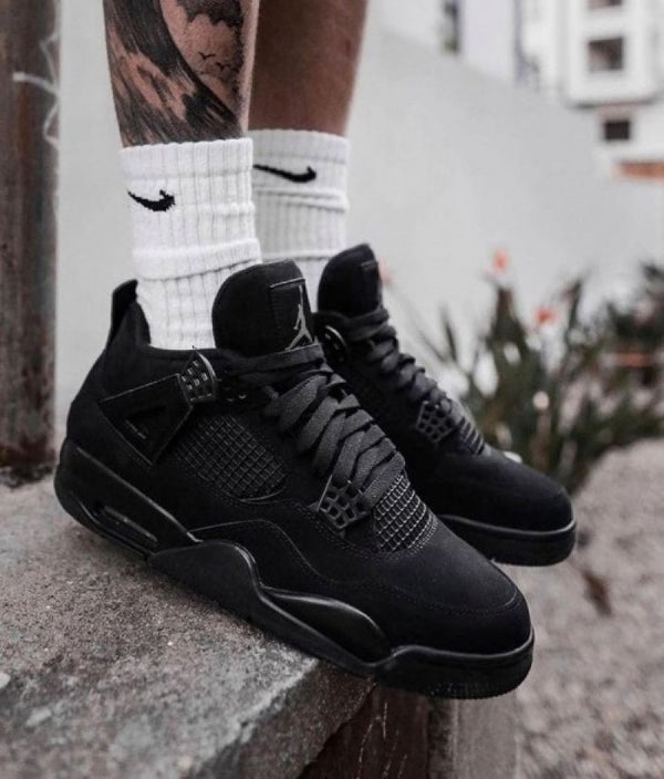Nikee Air jordan retro 4 black cat