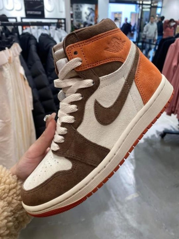 NIKEE AIR JORDAN 1 HIGH DUSTED CLAY