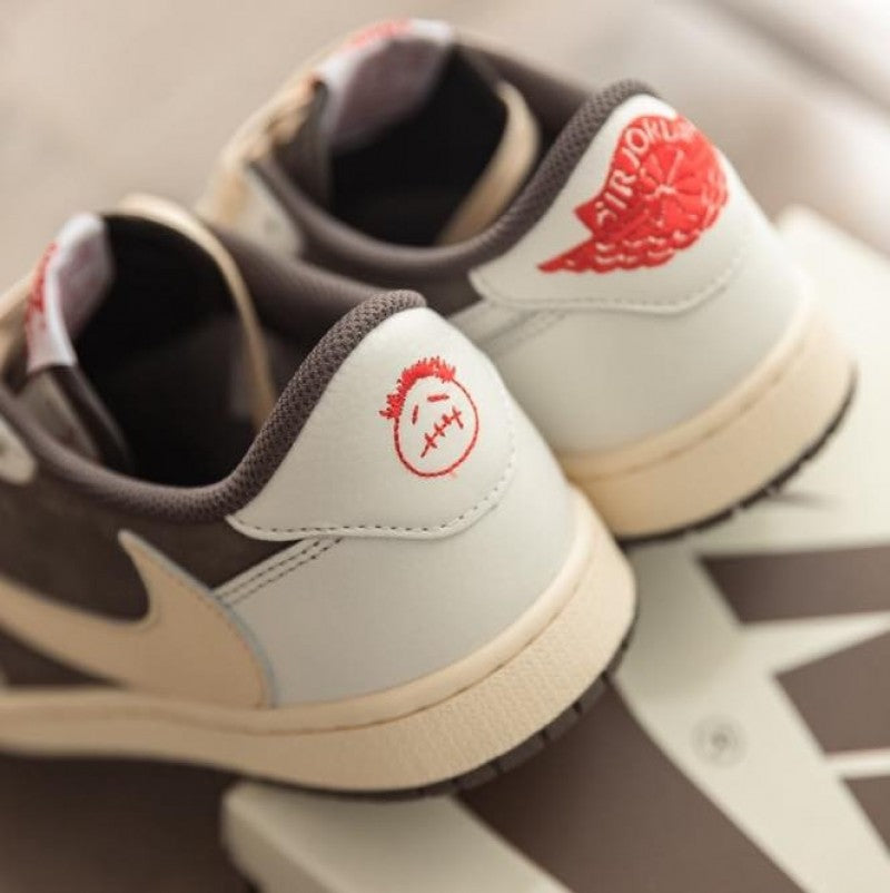 Nikee Air Jordan Retro Low REVERSE