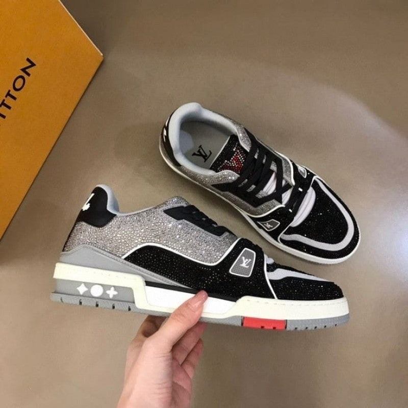 vuitton crystal fix Secondary image