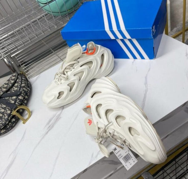 adida_s ADIFOM