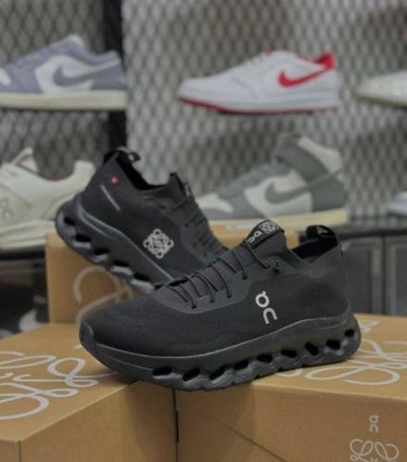 ON CLOUD TILT X LOEWE ALL BLACK