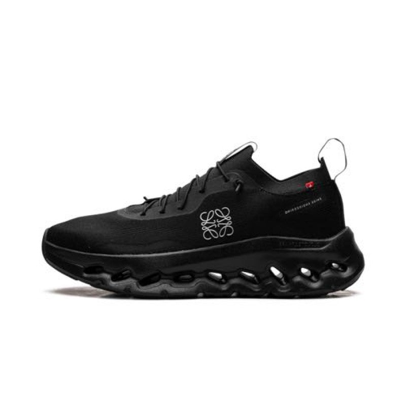 ON CLOUD TILT X LOEWE ALL BLACK