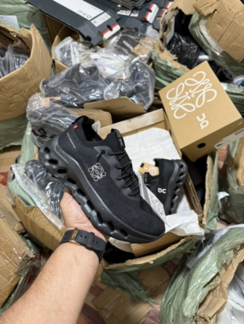 ON CLOUD TILT X LOEWE ALL BLACK