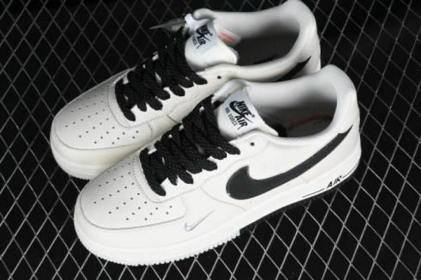 AIRFORCE 1 LOW 07 CREAM BLACK