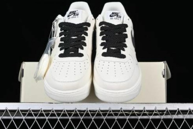 AIRFORCE 1 LOW 07 CREAM BLACK