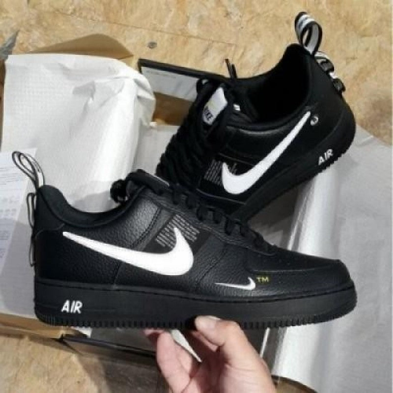 AIRFORCE 1 LOW UTILITY BLACK WOMENS