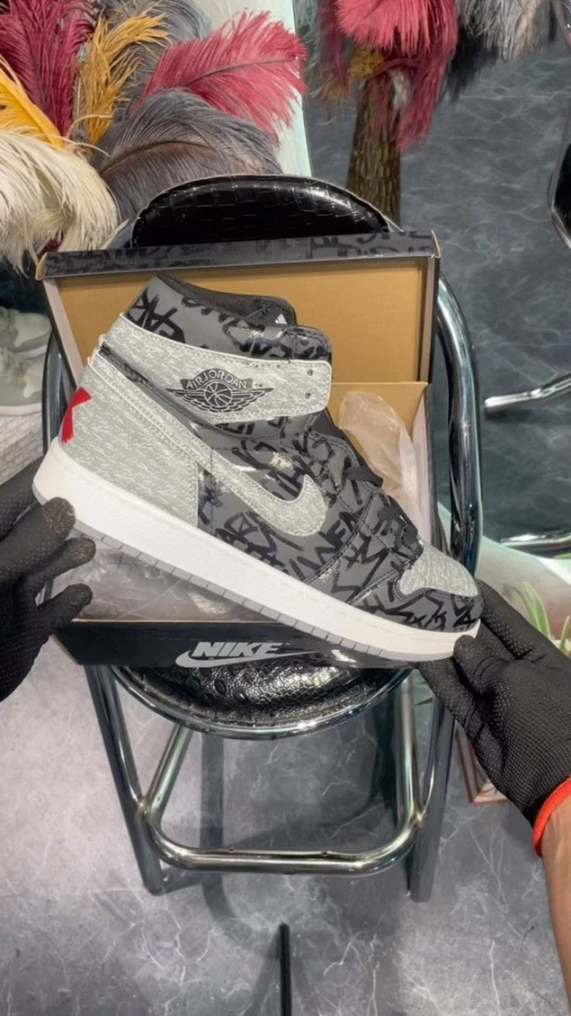 RETRO 1 REBELLIONARE