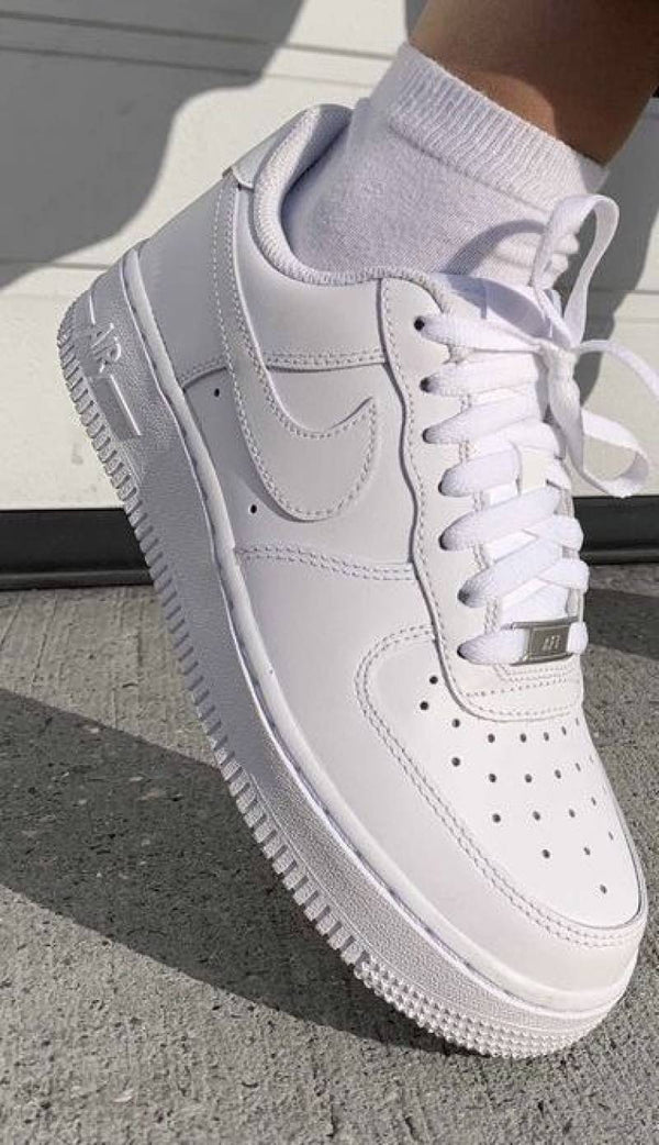 Nik e Air Force 1 07 Triple White UA Premium Quality 