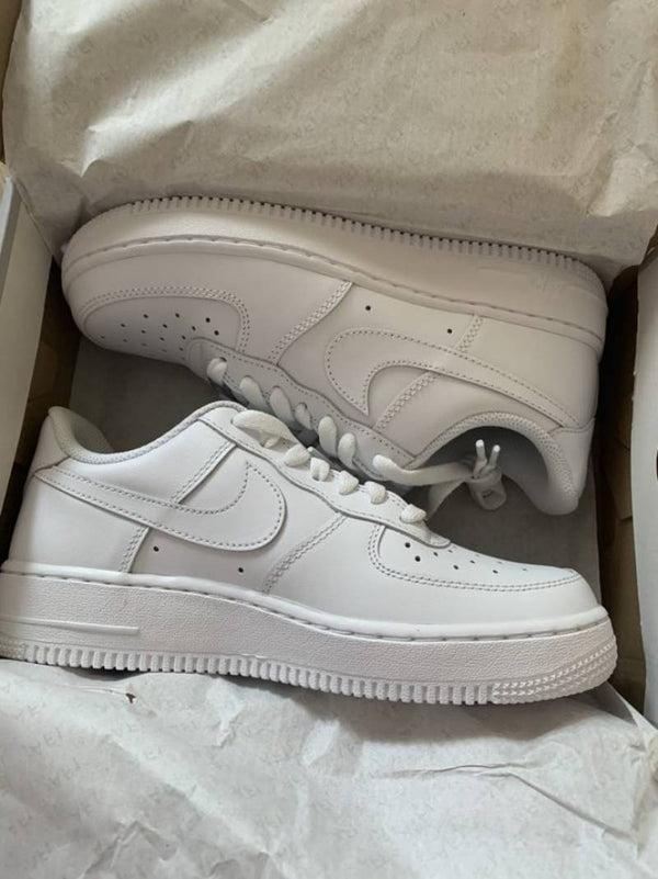 Nik e Air Force 1 07 Triple White UA Premium Quality 