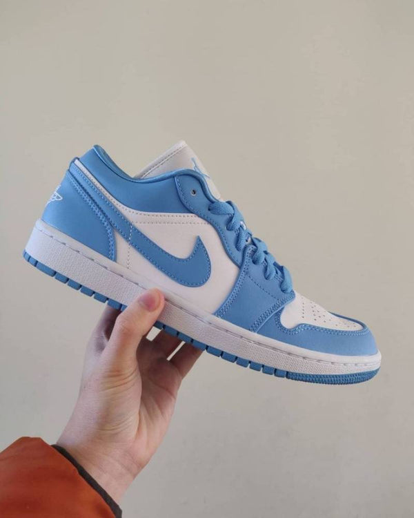 Nik e Air Jordan 1 Low UNC