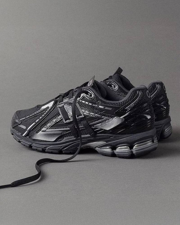 NB 1906A Black