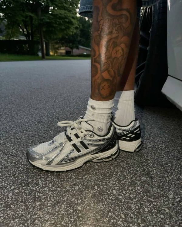 NB 1906R Silver Metallic Black