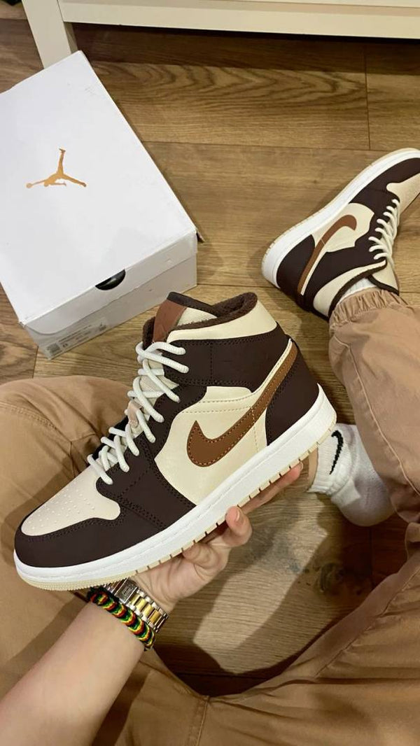 Air Jordan 1 Mid SE Brown Basalt Oatmeal 