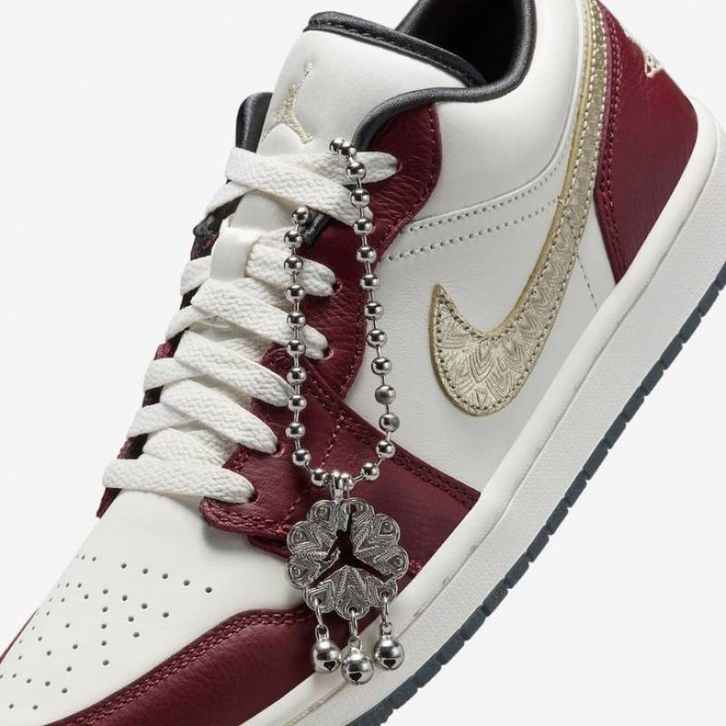Air Jordan 1 Low SE Year of the Dragon
