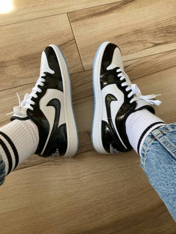 Air Jordan 1 Low SE Concord Black