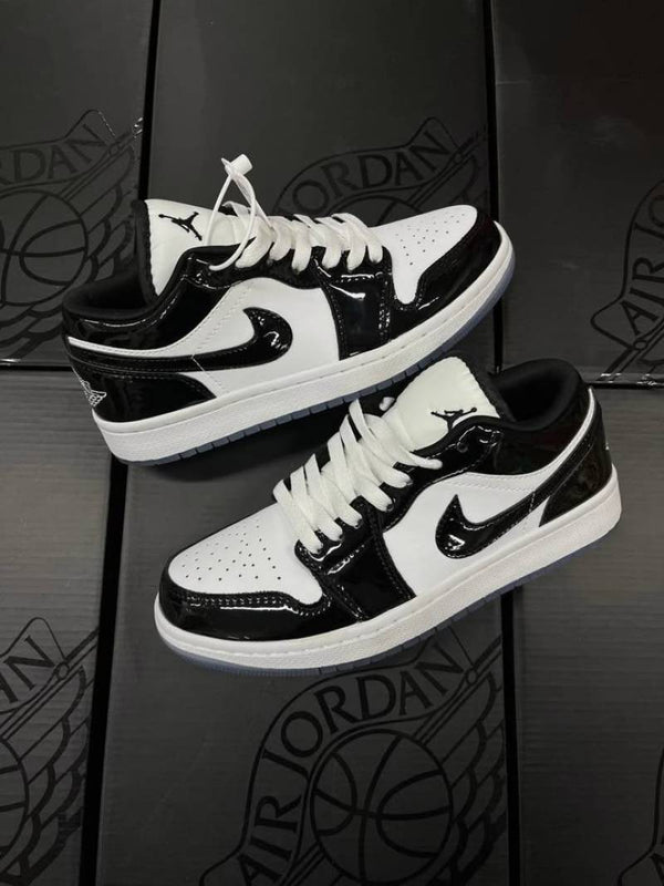 Air Jordan 1 Low SE Concord Black