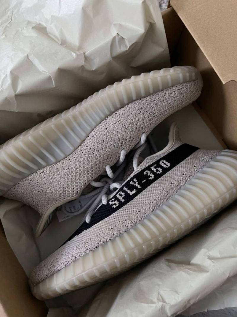 Yeezy Boost 350 V2 Slate With All Accessories and Top Quality