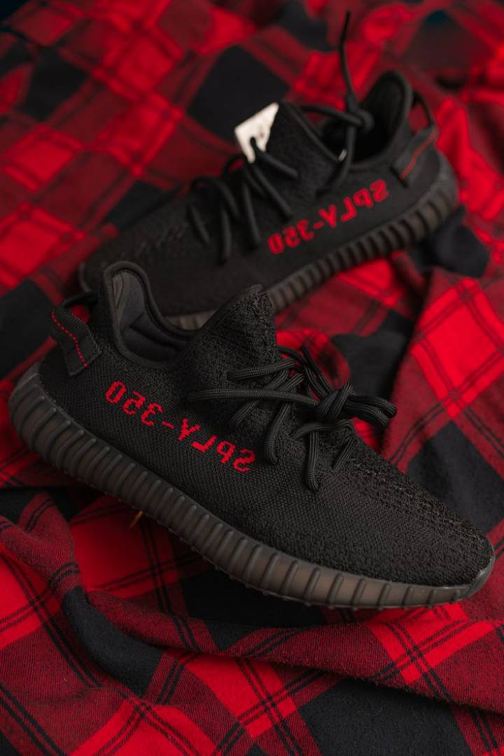 Yeezy Boost 350 V2 Bred
