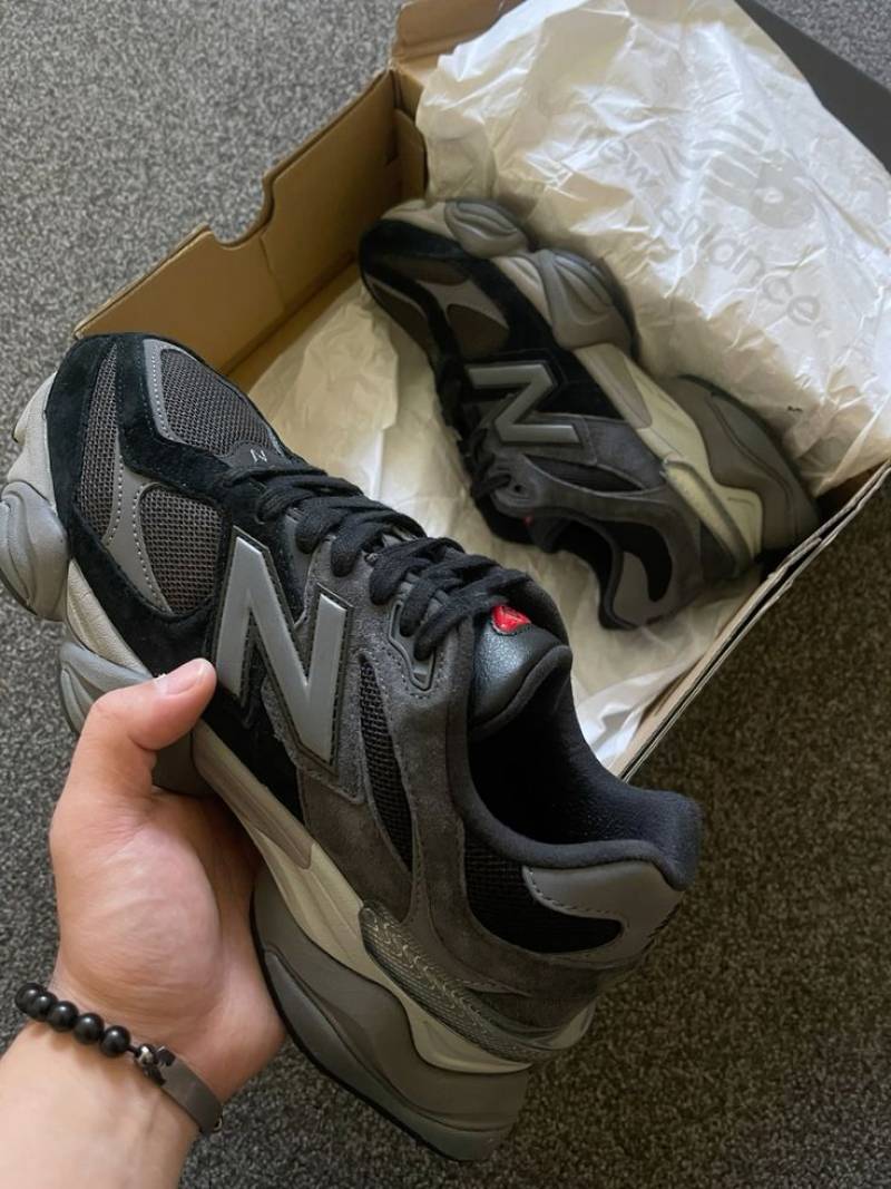 New_Balance 9060 Black Castlerock 