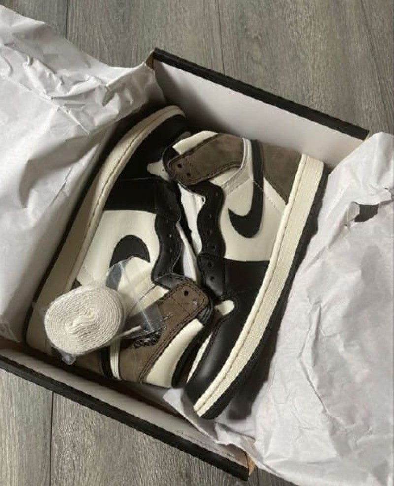 AIR JORDAN RETRO 1 DARK MOCHA HIGH SEMI UA SUEDE QUALITY