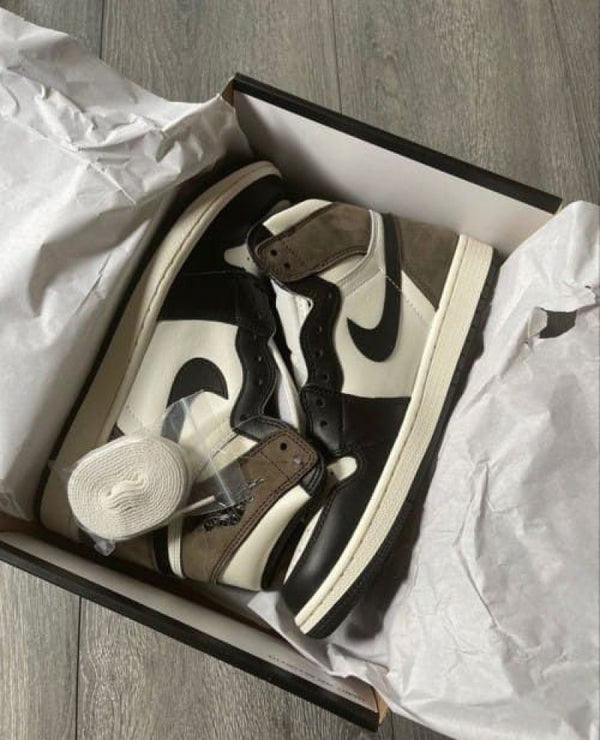 AIR JORDAN RETRO 1 DARK MOCHA HIGH SEMI UA SUEDE QUALITY