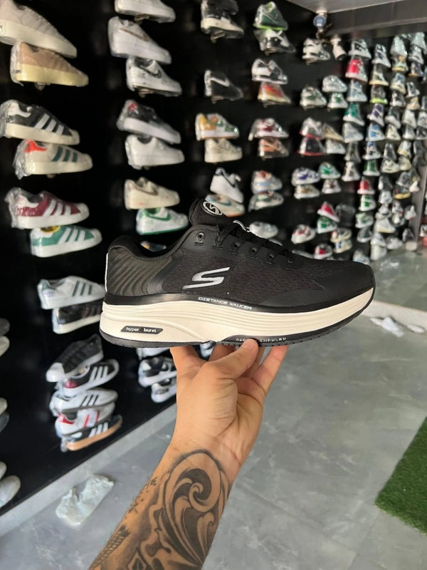 SKETCHERS HYPER BURST BLACK